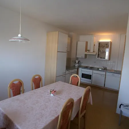 Appartement Zur Post Ferlach Room photo