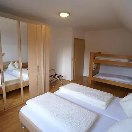 Appartement Zur Post Ferlach Room photo