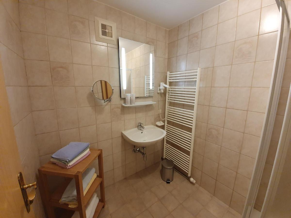 Zur Post Apartment Ferlach