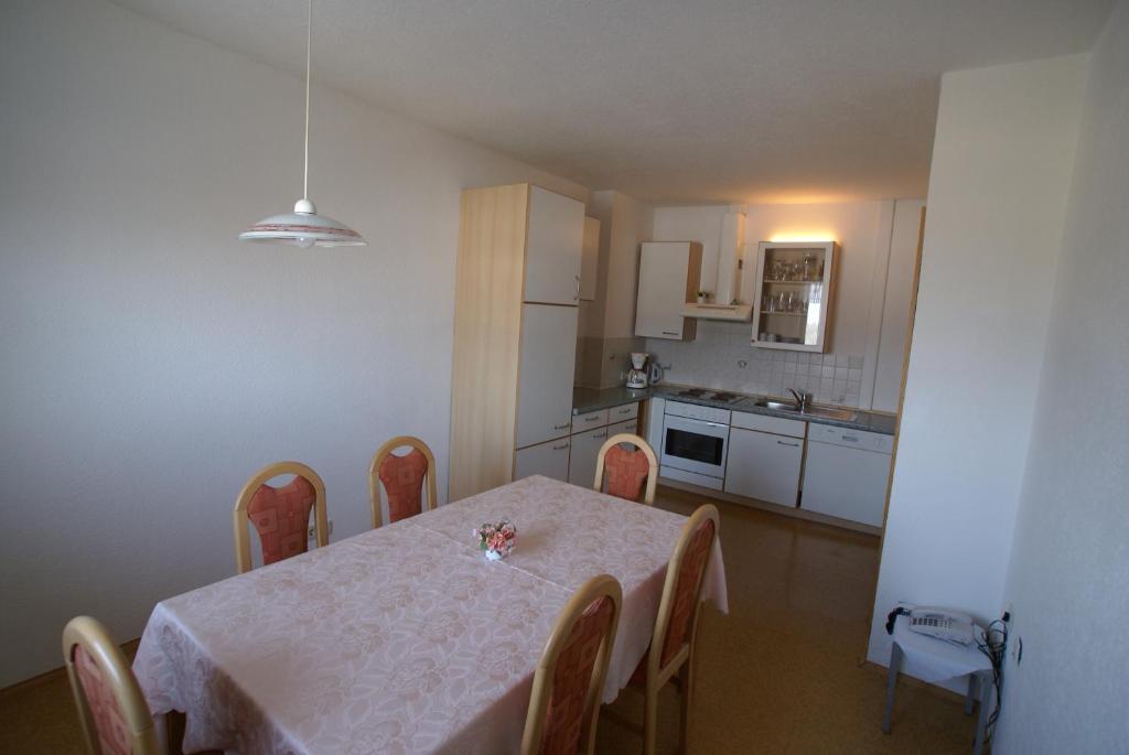 Zur Post Apartment *
